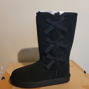 Koolaburra By Uggs Girls K Victoria Tall Boot Sz 1